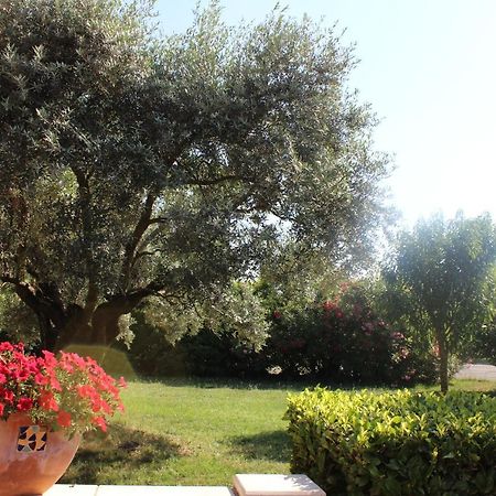 Logis La Grande Bastide Hotel Орезон Екстериор снимка